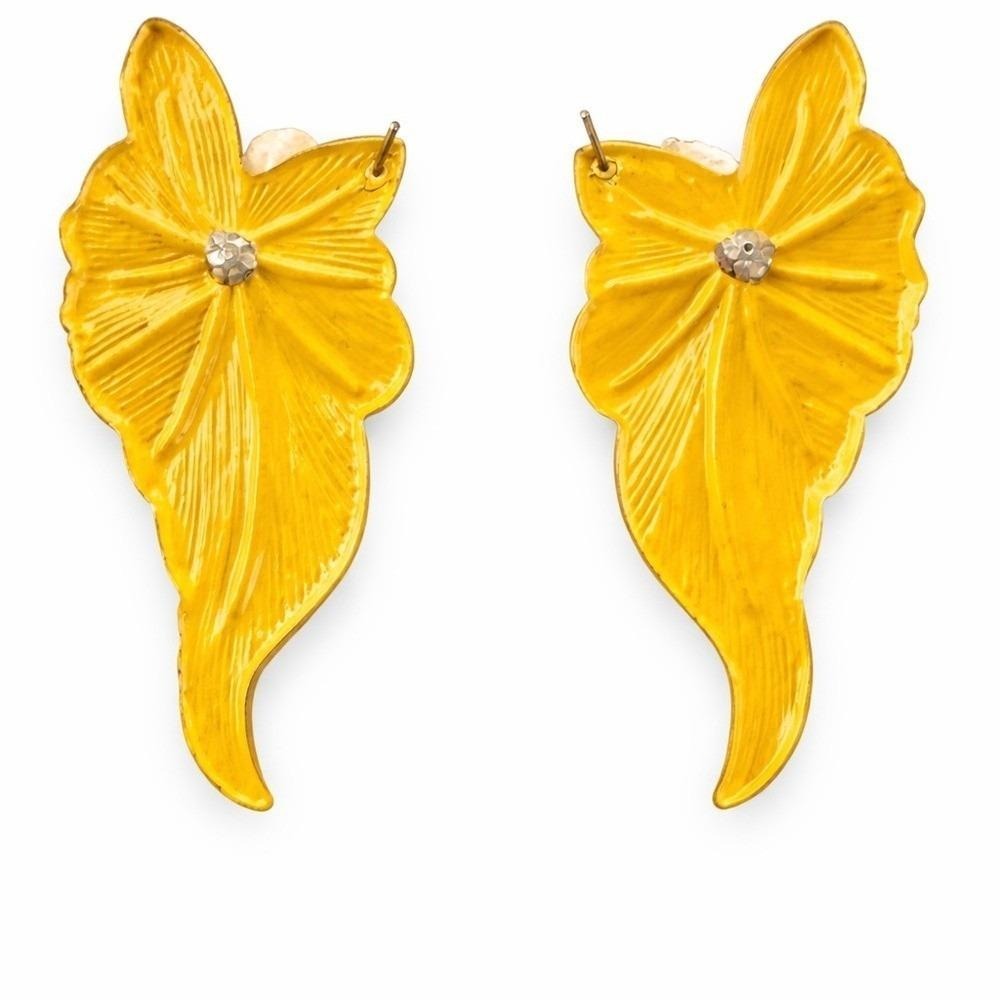 Vintage Yellow Painted Metal Floral Statement Earrings – 3D Flower Clust‎ - Picture 3 of 5